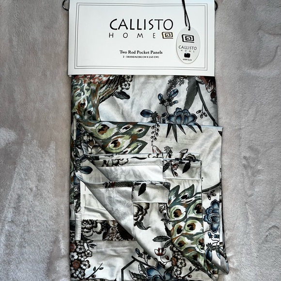 1-NWT CALLISTO HOME PEACOCK PRINT CURTAINS SET OF 2 PANELS SIZE 38”x 96” - Picture 3 of 16